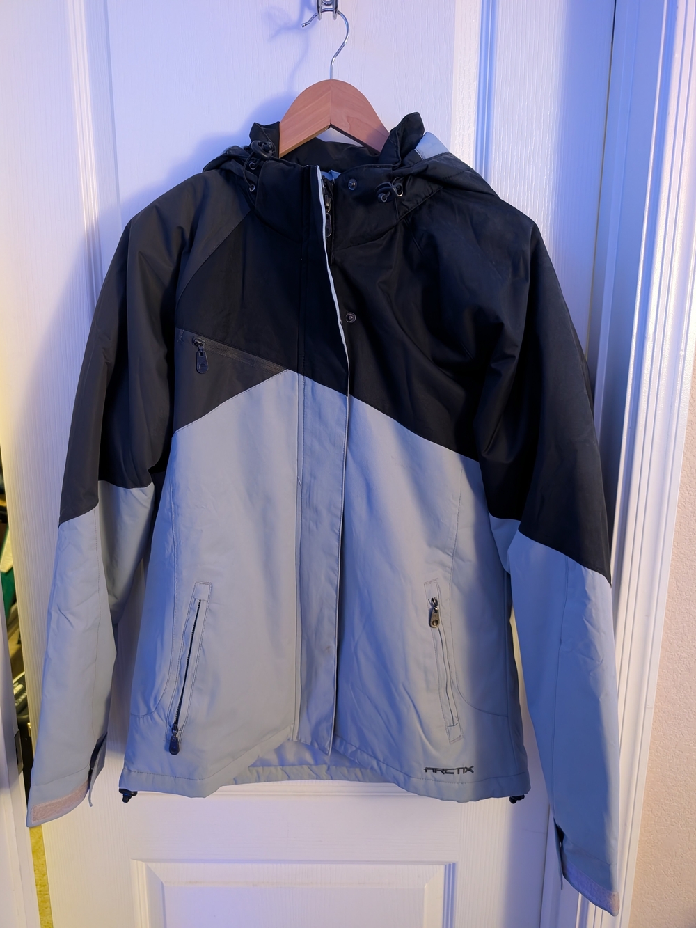 Arctix Black and Light Gray Ski Jacket with Hood